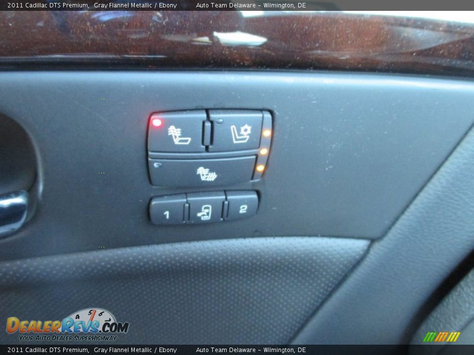 2011 Cadillac DTS Premium Gray Flannel Metallic / Ebony Photo #28