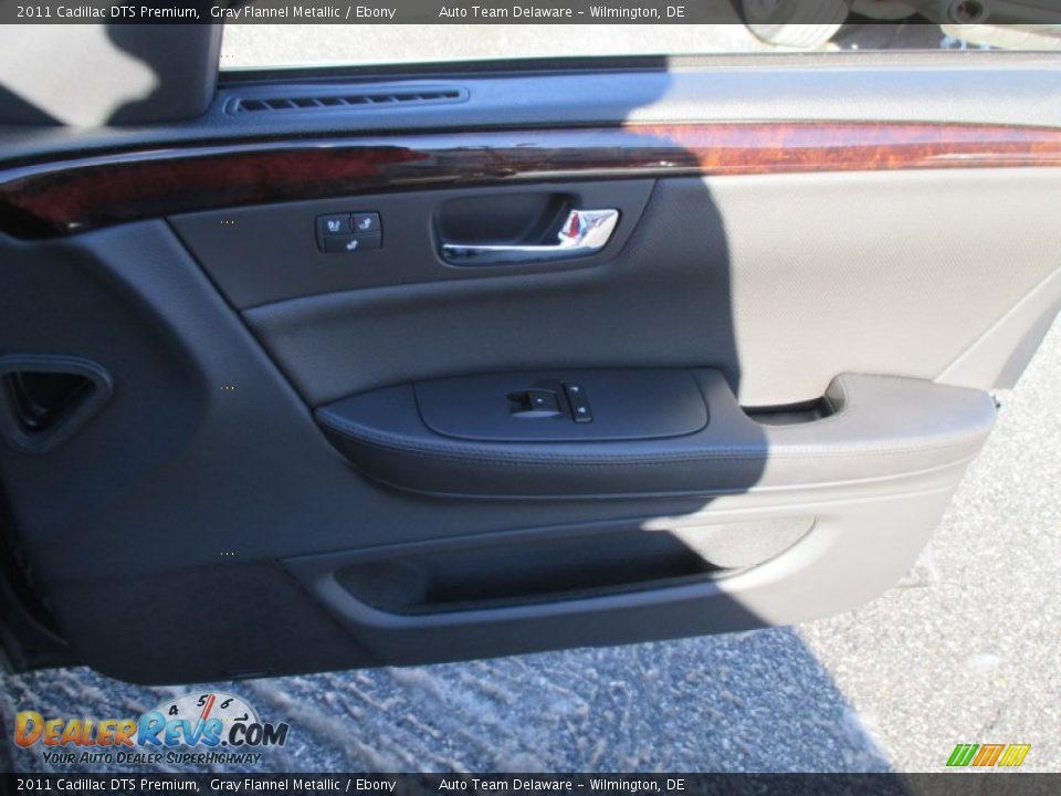 2011 Cadillac DTS Premium Gray Flannel Metallic / Ebony Photo #29