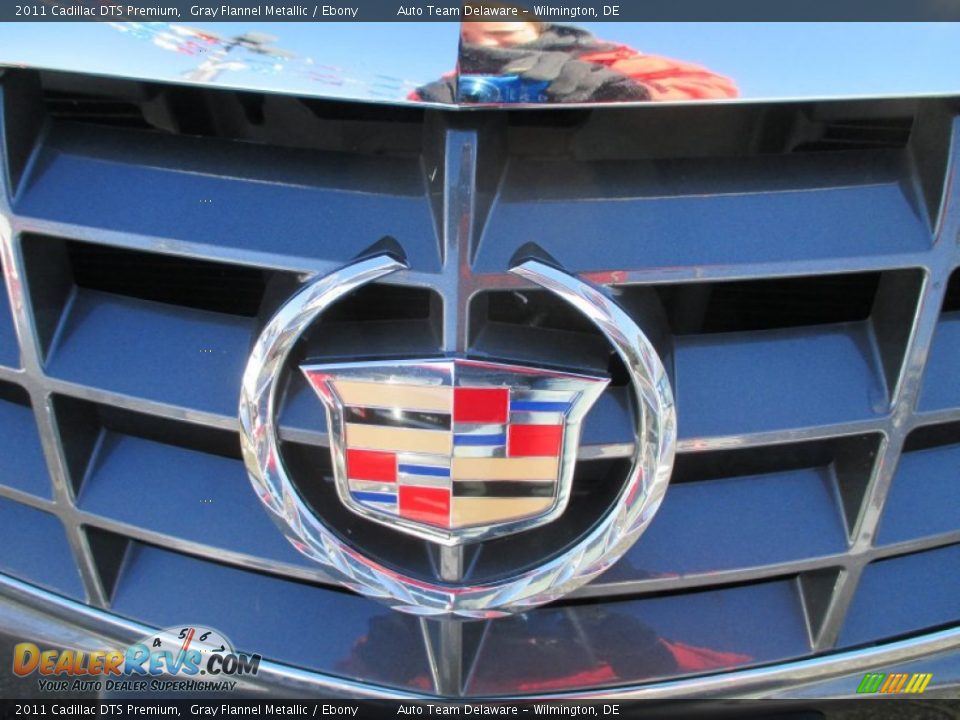 2011 Cadillac DTS Premium Gray Flannel Metallic / Ebony Photo #30