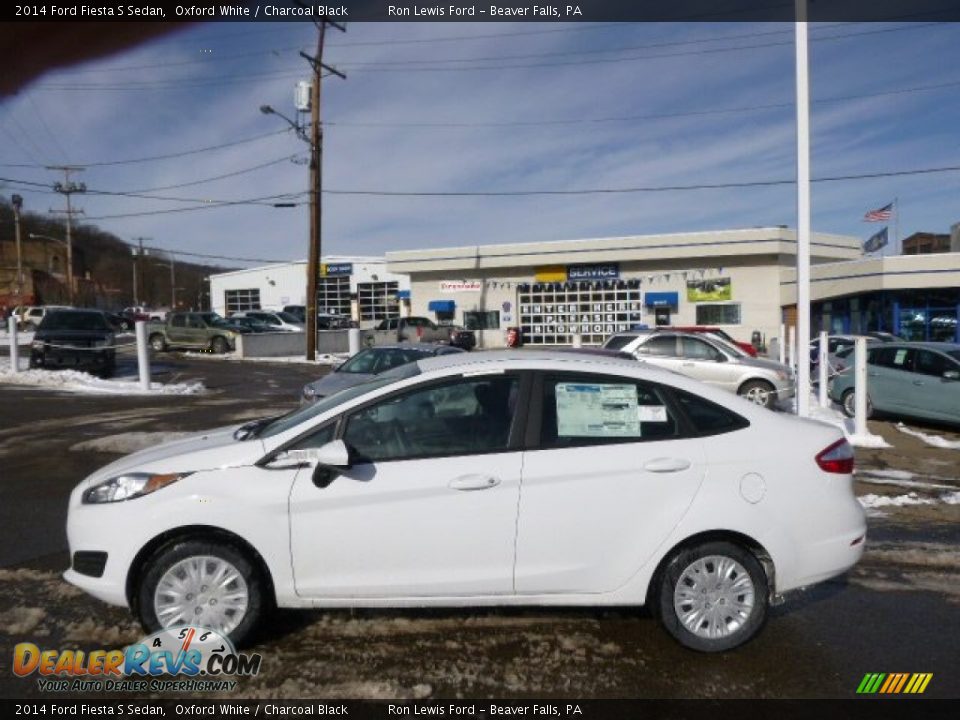2014 Ford Fiesta S Sedan Oxford White / Charcoal Black Photo #5