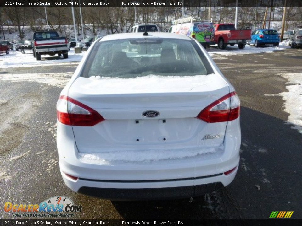 2014 Ford Fiesta S Sedan Oxford White / Charcoal Black Photo #7
