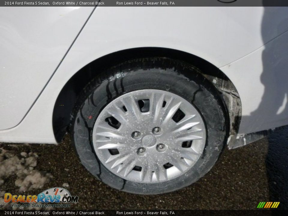 2014 Ford Fiesta S Sedan Oxford White / Charcoal Black Photo #9