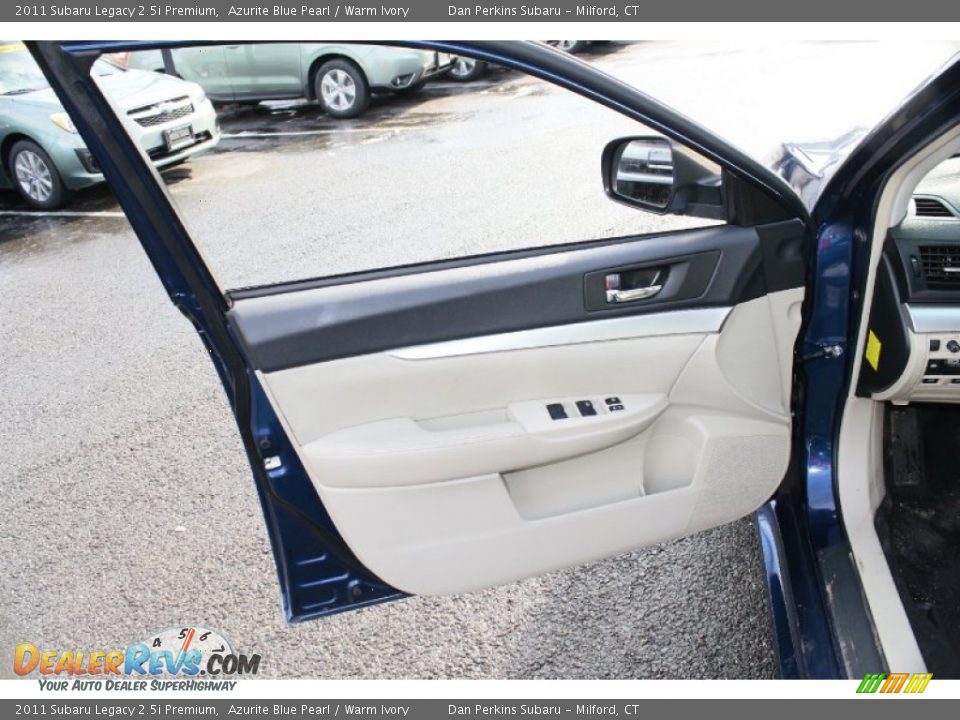 2011 Subaru Legacy 2.5i Premium Azurite Blue Pearl / Warm Ivory Photo #18
