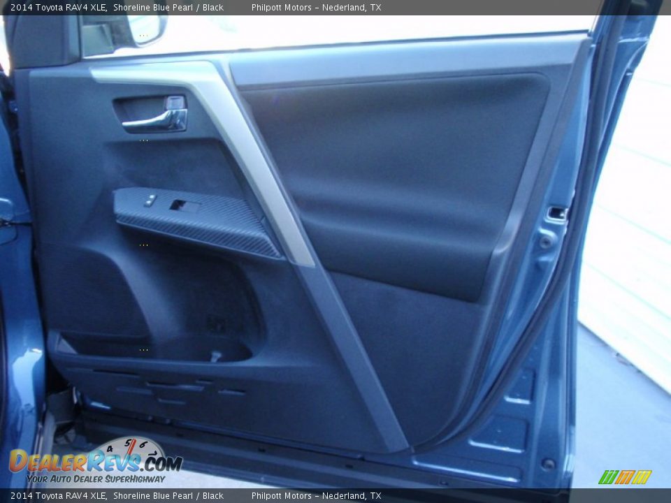 2014 Toyota RAV4 XLE Shoreline Blue Pearl / Black Photo #17