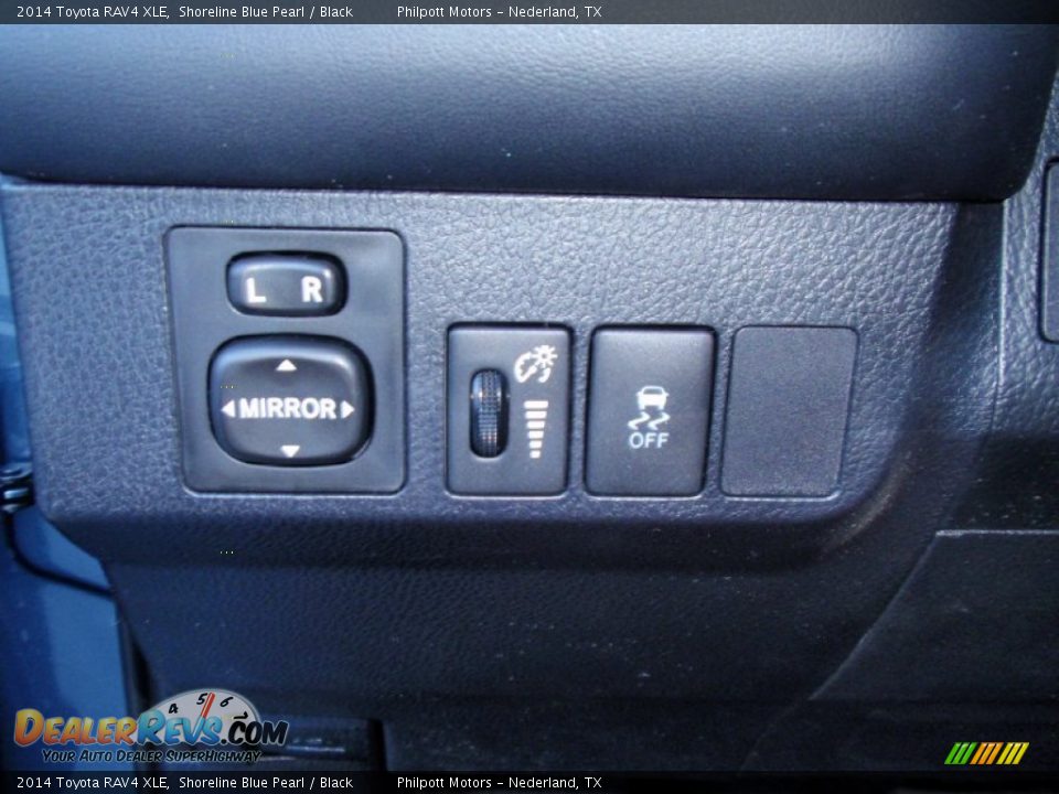 2014 Toyota RAV4 XLE Shoreline Blue Pearl / Black Photo #34