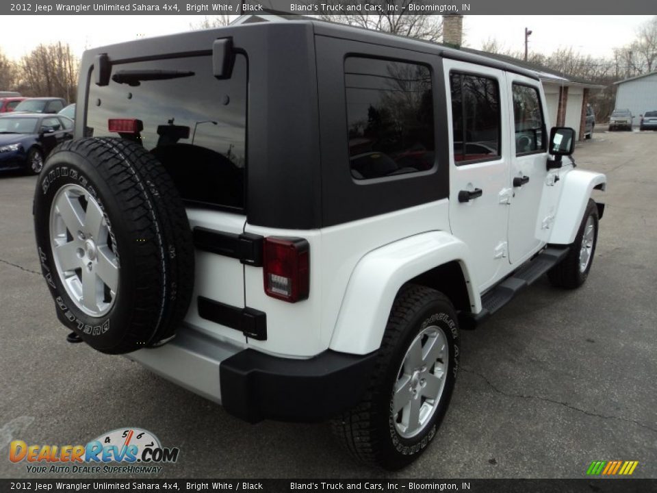 2012 Jeep Wrangler Unlimited Sahara 4x4 Bright White / Black Photo #2