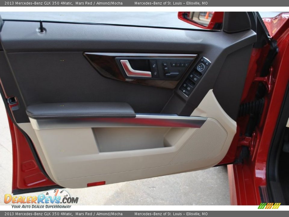 Door Panel of 2013 Mercedes-Benz GLK 350 4Matic Photo #14
