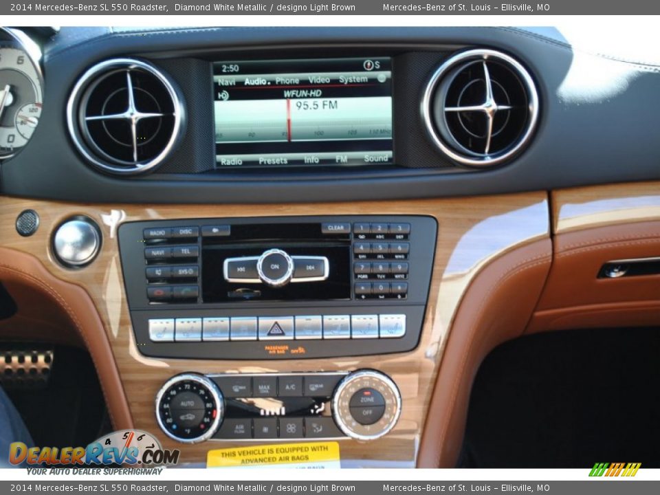 Controls of 2014 Mercedes-Benz SL 550 Roadster Photo #4