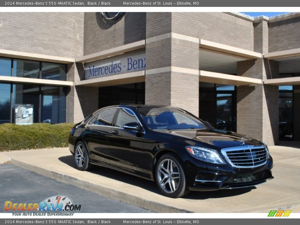 Front 3/4 View of 2014 Mercedes-Benz S 550 4MATIC Sedan Photo #1