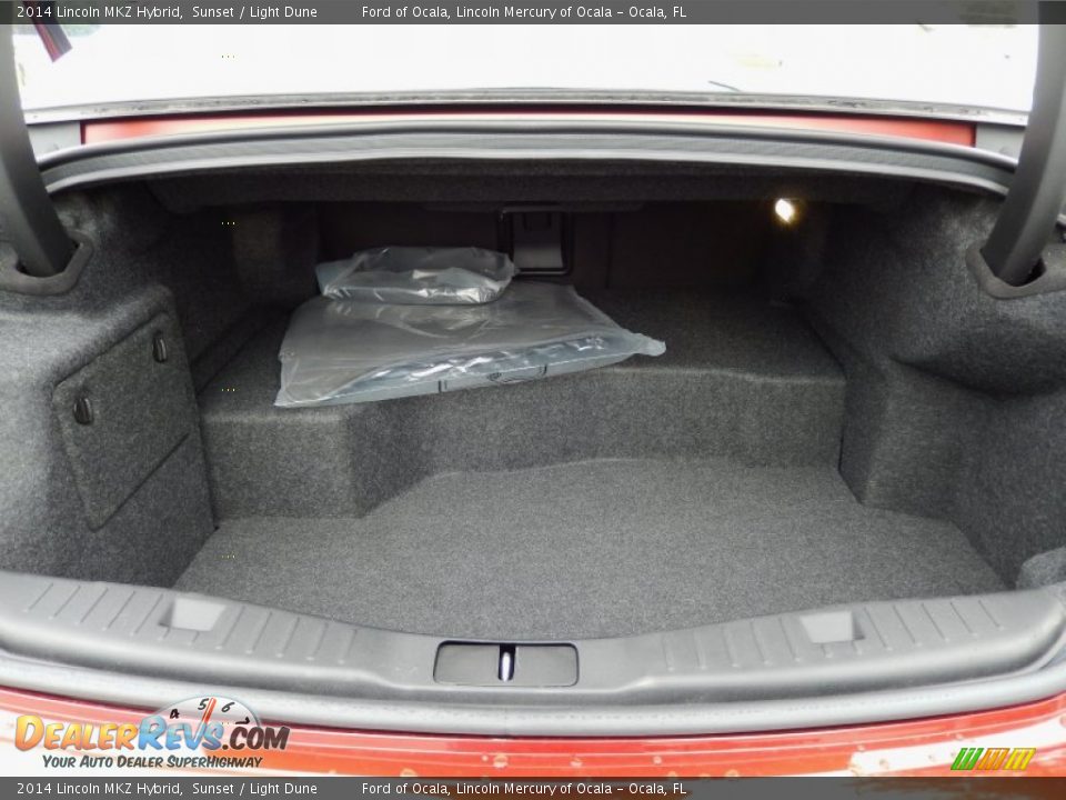 2014 Lincoln MKZ Hybrid Trunk Photo #6