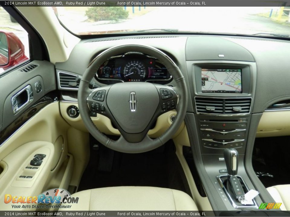 Dashboard of 2014 Lincoln MKT EcoBoost AWD Photo #10