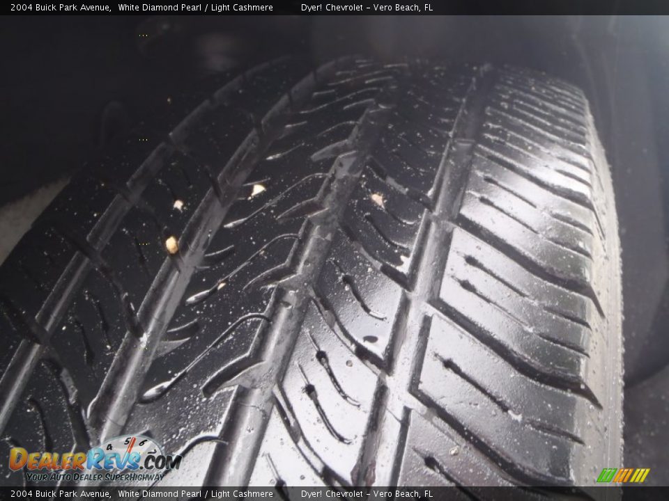 2004 Buick Park Avenue White Diamond Pearl / Light Cashmere Photo #8