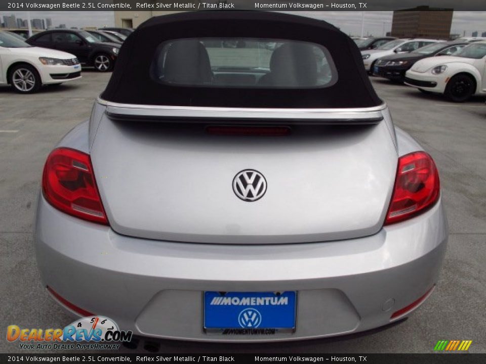 2014 Volkswagen Beetle 2.5L Convertible Reflex Silver Metallic / Titan Black Photo #5