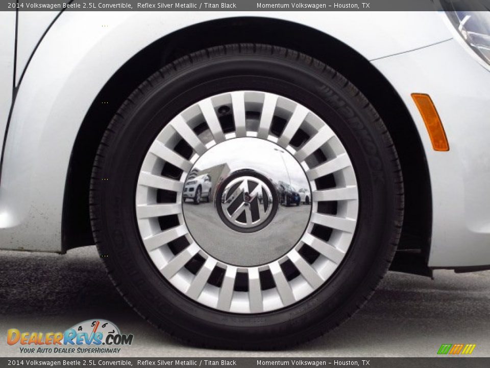 2014 Volkswagen Beetle 2.5L Convertible Reflex Silver Metallic / Titan Black Photo #7