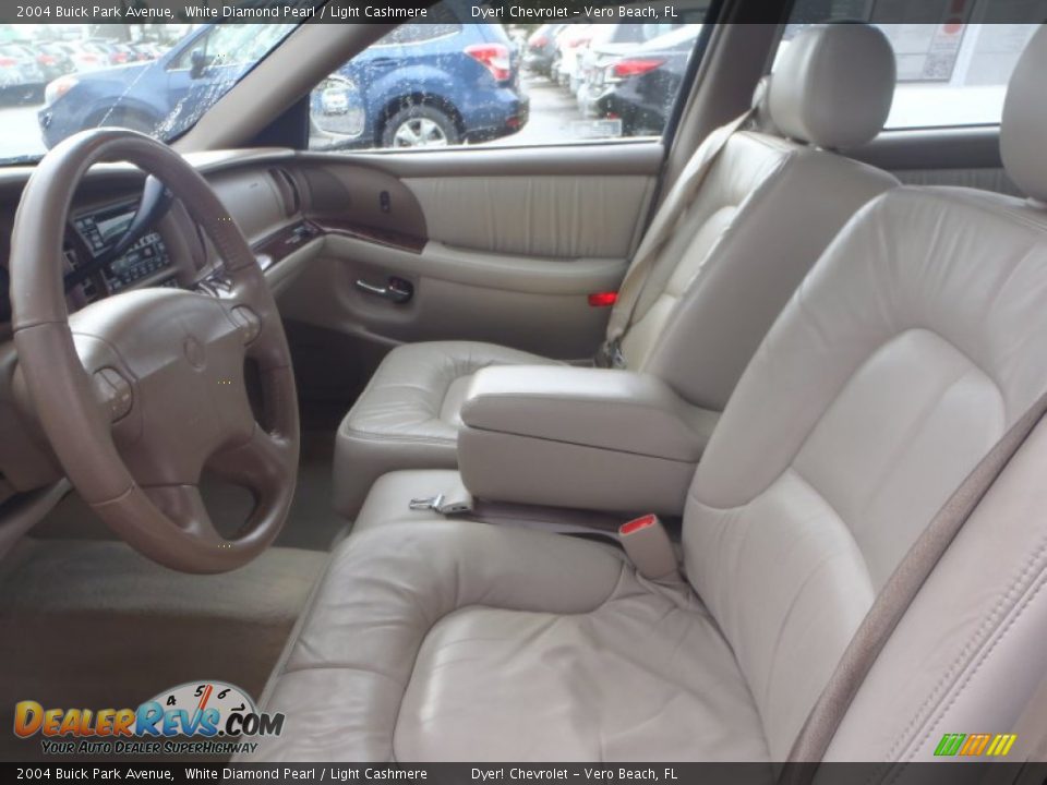 Front Seat of 2004 Buick Park Avenue  Photo #13