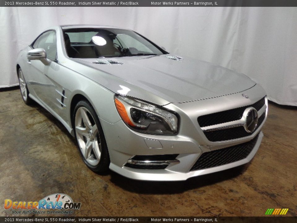 Front 3/4 View of 2013 Mercedes-Benz SL 550 Roadster Photo #1