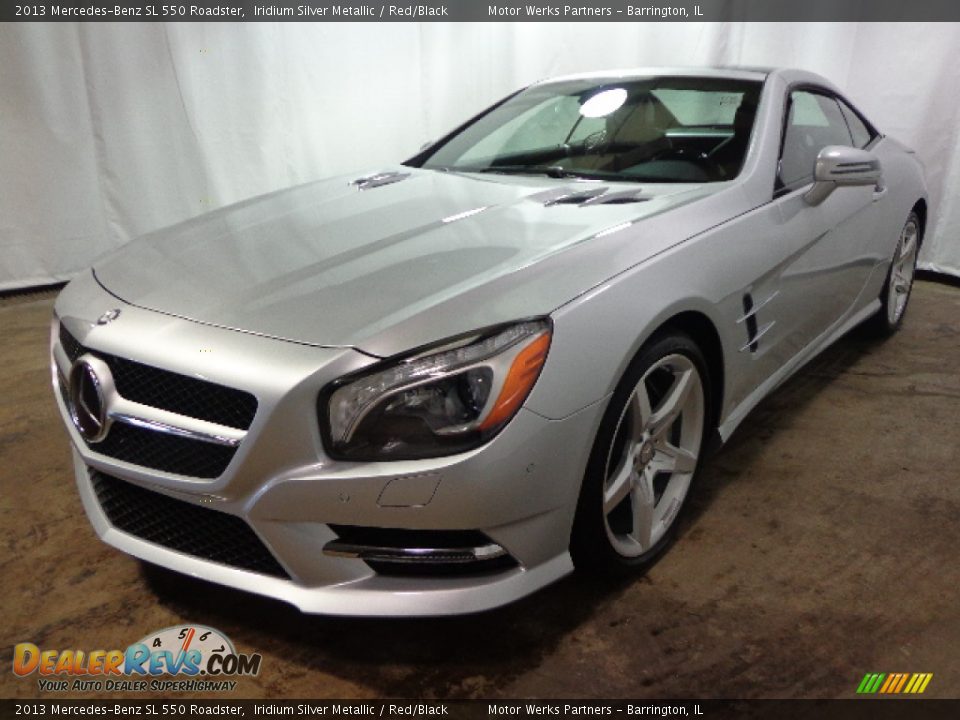 Front 3/4 View of 2013 Mercedes-Benz SL 550 Roadster Photo #3