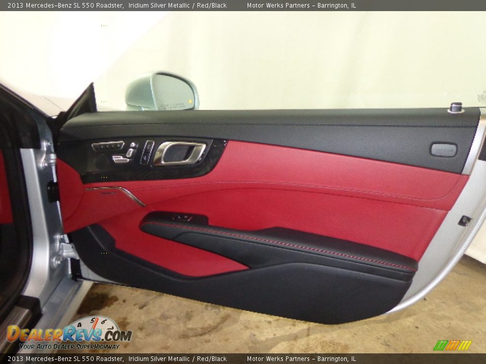 Door Panel of 2013 Mercedes-Benz SL 550 Roadster Photo #34