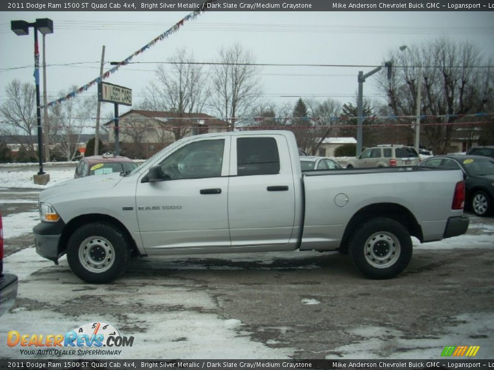 2011 Dodge Ram 1500 ST Quad Cab 4x4 Bright Silver Metallic / Dark Slate Gray/Medium Graystone Photo #2