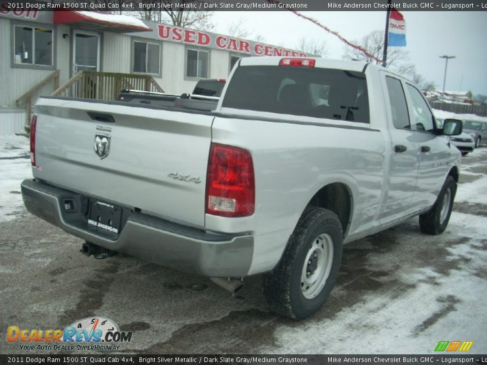 2011 Dodge Ram 1500 ST Quad Cab 4x4 Bright Silver Metallic / Dark Slate Gray/Medium Graystone Photo #6