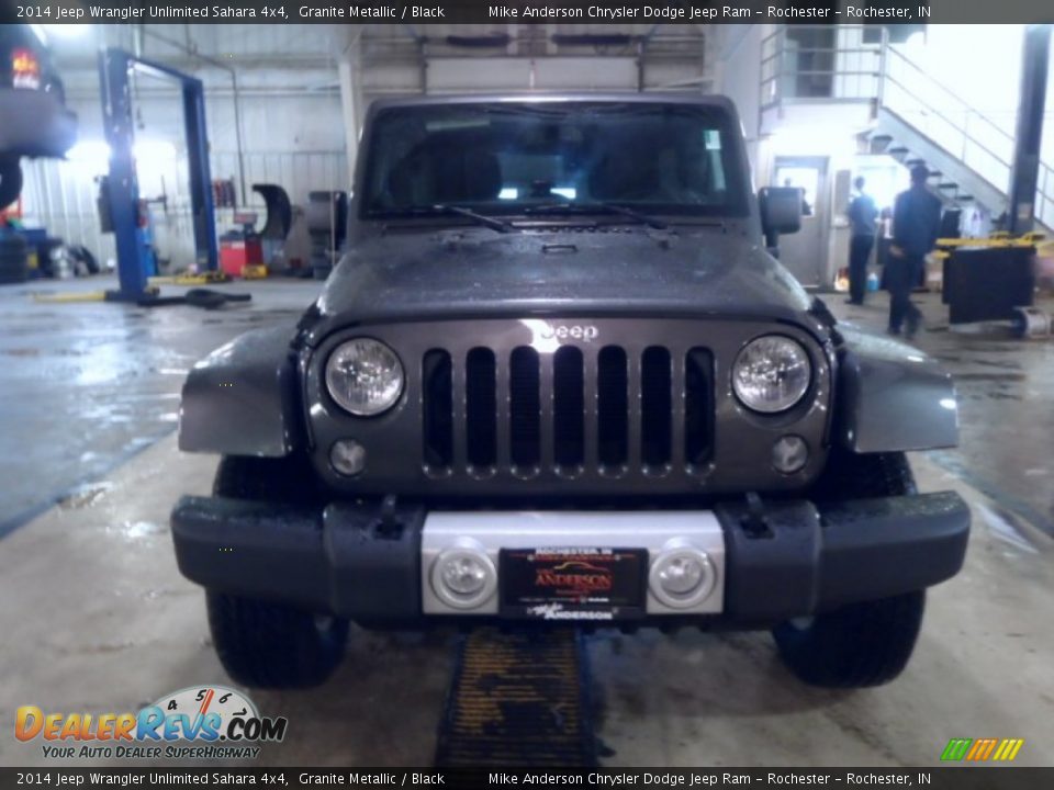 2014 Jeep Wrangler Unlimited Sahara 4x4 Granite Metallic / Black Photo #2