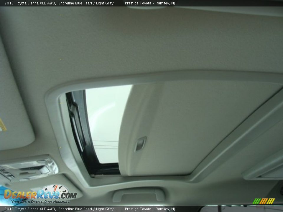 2013 Toyota Sienna XLE AWD Shoreline Blue Pearl / Light Gray Photo #8