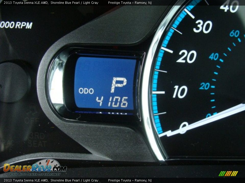 2013 Toyota Sienna XLE AWD Shoreline Blue Pearl / Light Gray Photo #10