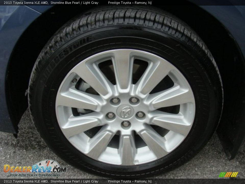 2013 Toyota Sienna XLE AWD Shoreline Blue Pearl / Light Gray Photo #14