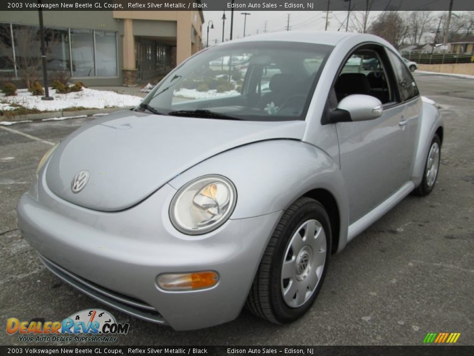 2003 Volkswagen New Beetle GL Coupe Reflex Silver Metallic / Black Photo #2