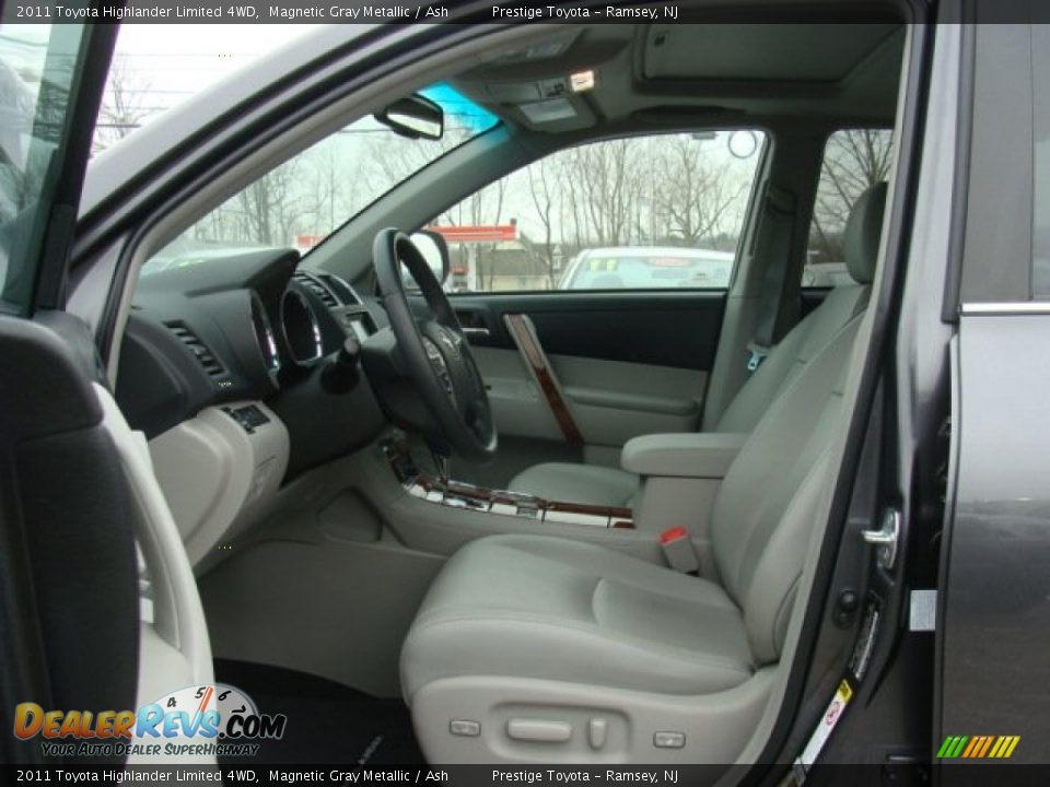 2011 Toyota Highlander Limited 4WD Magnetic Gray Metallic / Ash Photo #7