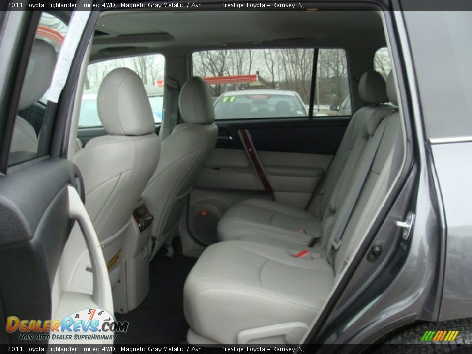 2011 Toyota Highlander Limited 4WD Magnetic Gray Metallic / Ash Photo #13