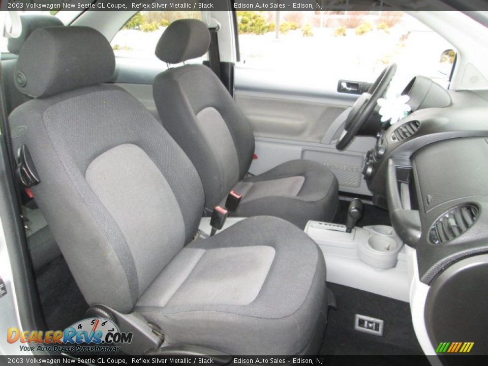 2003 Volkswagen New Beetle GL Coupe Reflex Silver Metallic / Black Photo #13