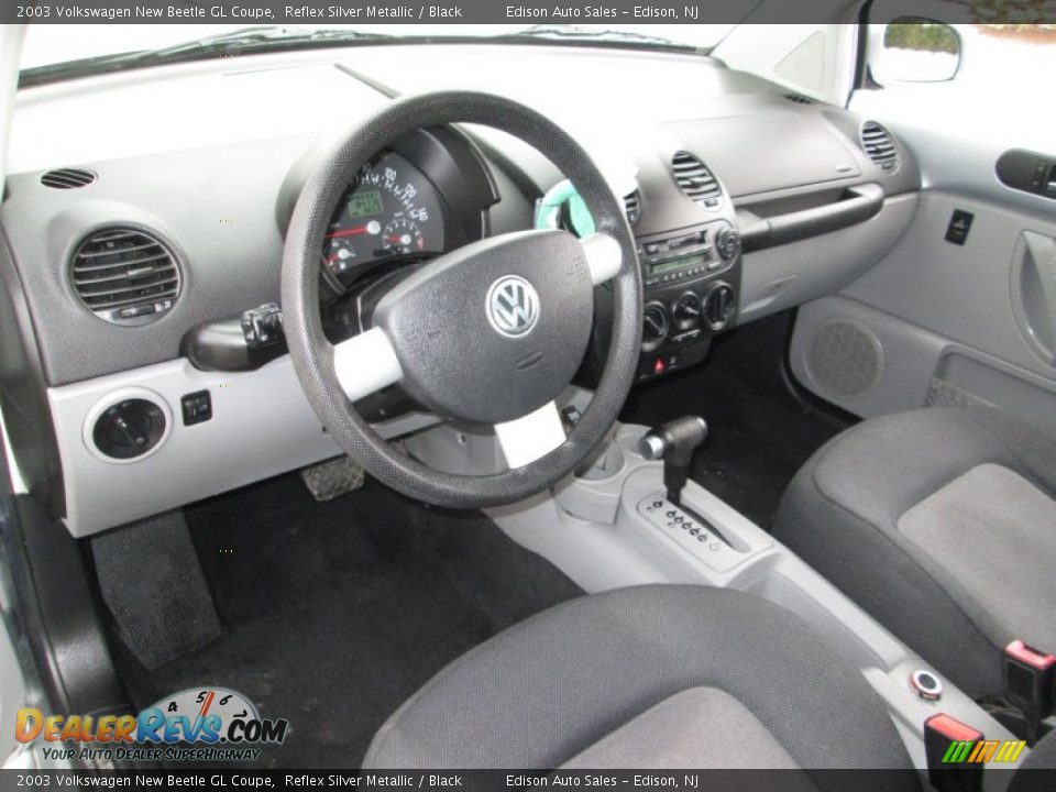 2003 Volkswagen New Beetle GL Coupe Reflex Silver Metallic / Black Photo #15