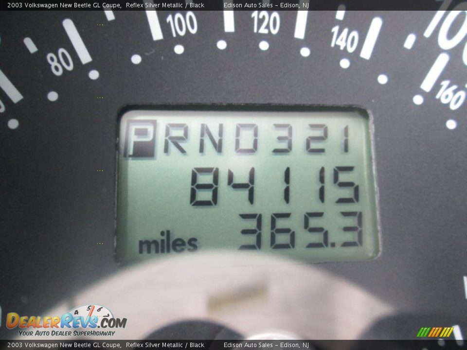 2003 Volkswagen New Beetle GL Coupe Reflex Silver Metallic / Black Photo #21