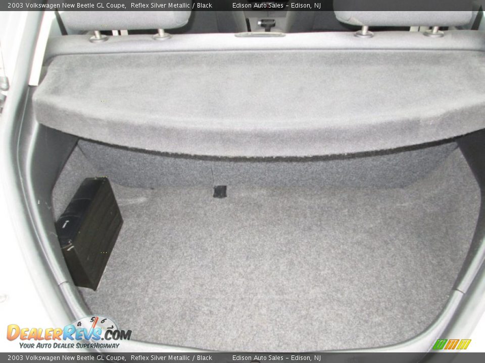 2003 Volkswagen New Beetle GL Coupe Reflex Silver Metallic / Black Photo #24