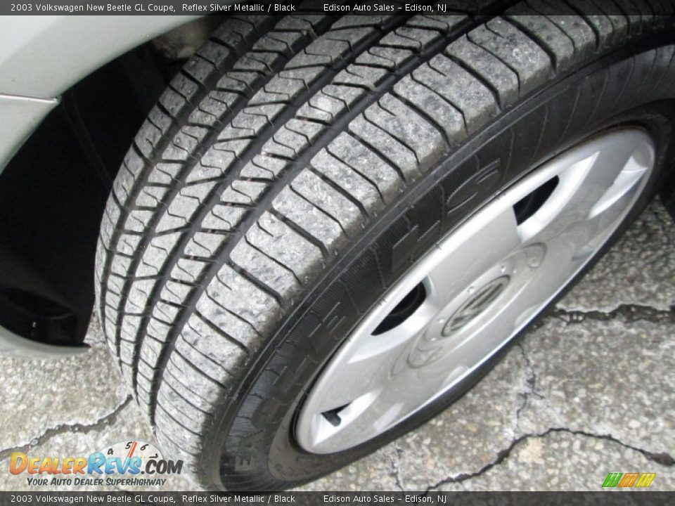 2003 Volkswagen New Beetle GL Coupe Reflex Silver Metallic / Black Photo #29