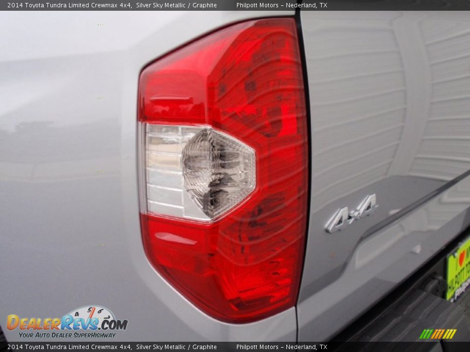 2014 Toyota Tundra Limited Crewmax 4x4 Silver Sky Metallic / Graphite Photo #16