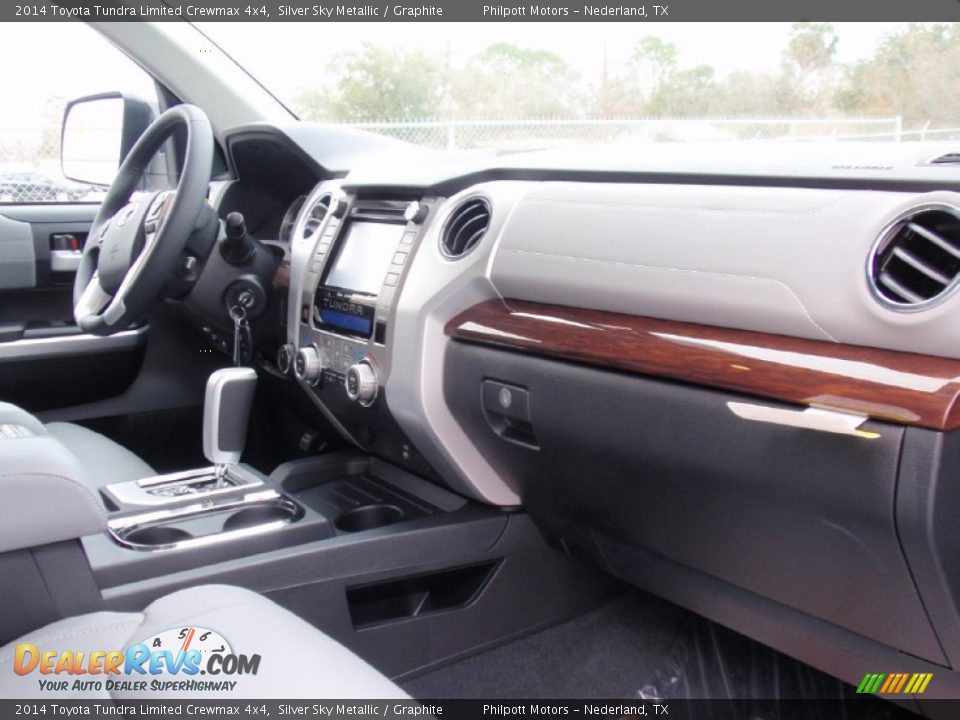 2014 Toyota Tundra Limited Crewmax 4x4 Silver Sky Metallic / Graphite Photo #20