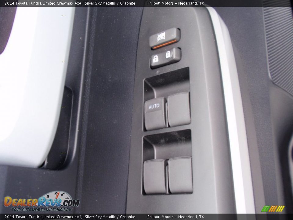 2014 Toyota Tundra Limited Crewmax 4x4 Silver Sky Metallic / Graphite Photo #25