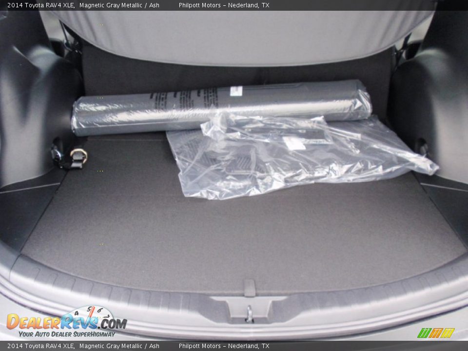 2014 Toyota RAV4 XLE Magnetic Gray Metallic / Ash Photo #22