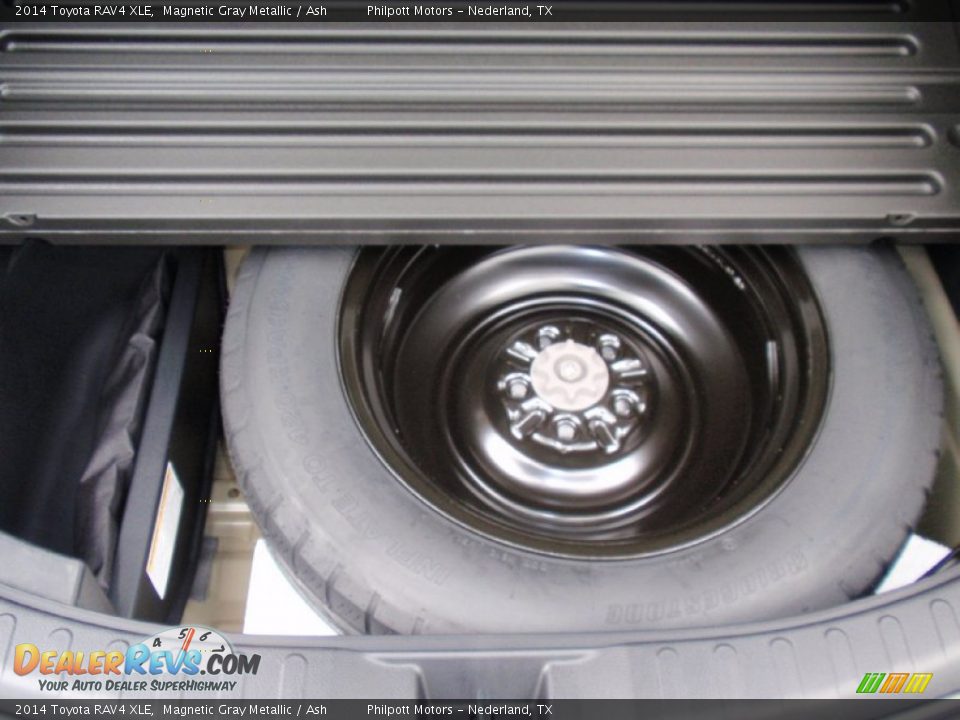 2014 Toyota RAV4 XLE Magnetic Gray Metallic / Ash Photo #23