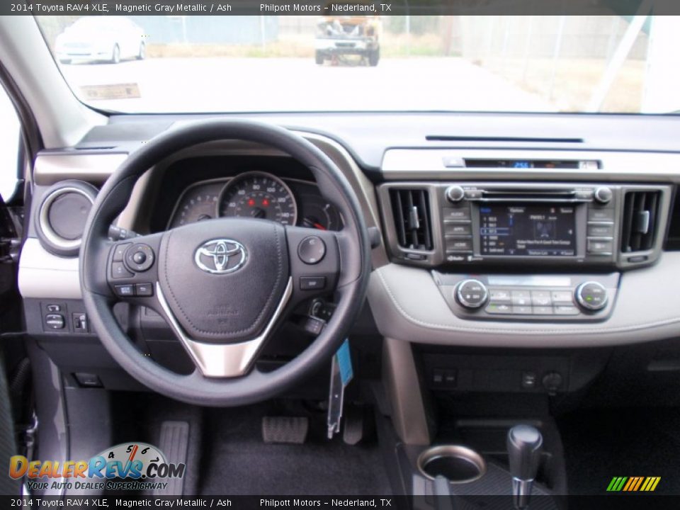 2014 Toyota RAV4 XLE Magnetic Gray Metallic / Ash Photo #30