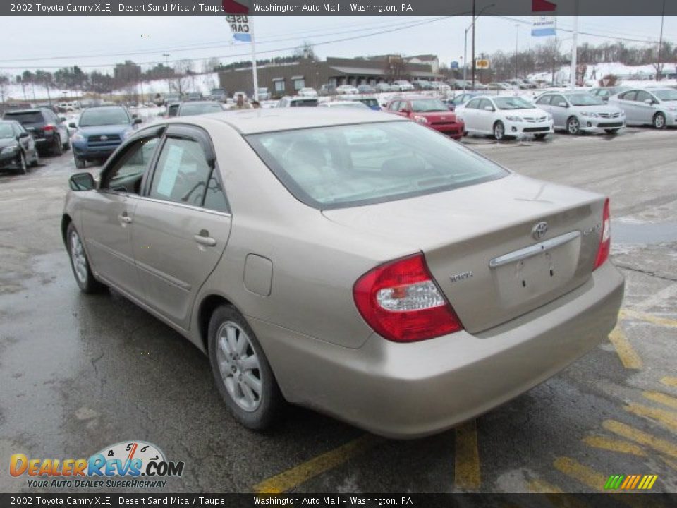 2002 Toyota Camry XLE Desert Sand Mica / Taupe Photo #7