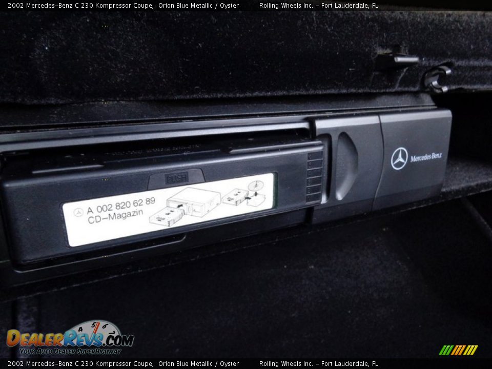 Audio System of 2002 Mercedes-Benz C 230 Kompressor Coupe Photo #15