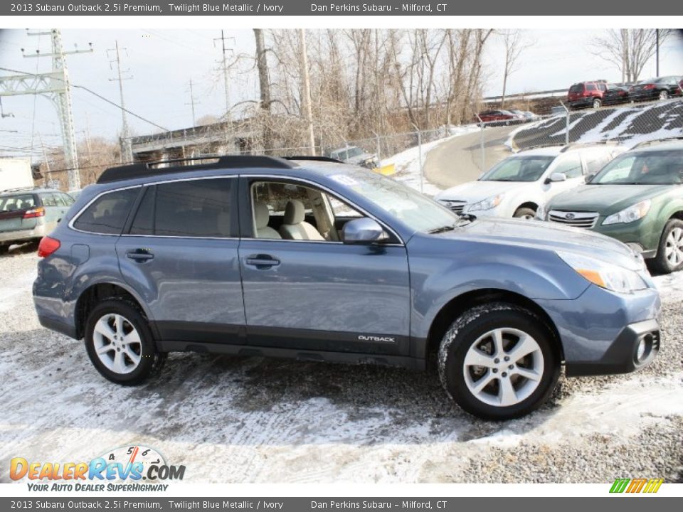 2013 Subaru Outback 2.5i Premium Twilight Blue Metallic / Ivory Photo #4