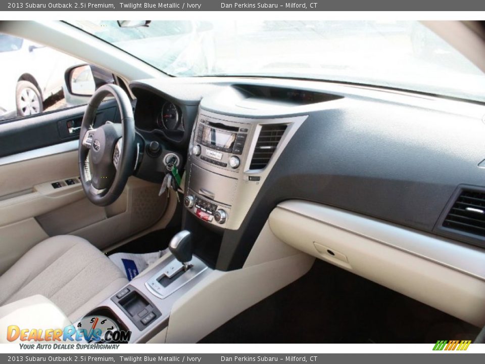 2013 Subaru Outback 2.5i Premium Twilight Blue Metallic / Ivory Photo #9