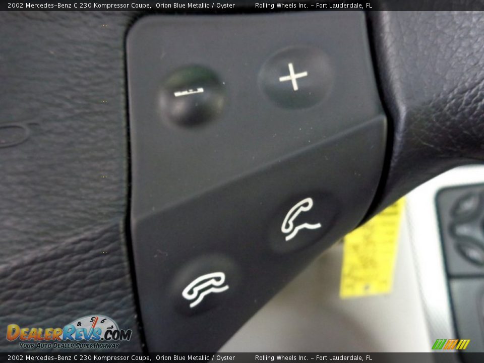 Controls of 2002 Mercedes-Benz C 230 Kompressor Coupe Photo #35