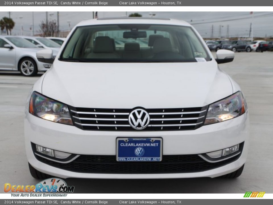 2014 Volkswagen Passat TDI SE Candy White / Cornsilk Beige Photo #2