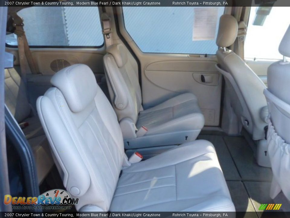 2007 Chrysler Town & Country Touring Modern Blue Pearl / Dark Khaki/Light Graystone Photo #14