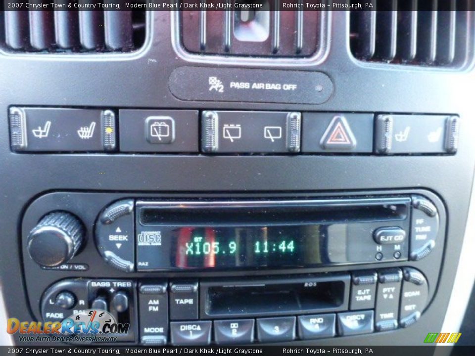 2007 Chrysler Town & Country Touring Modern Blue Pearl / Dark Khaki/Light Graystone Photo #23